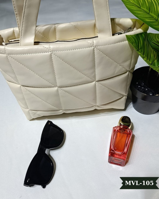 Kapitone Kabartmalı Puf Deri Çanta